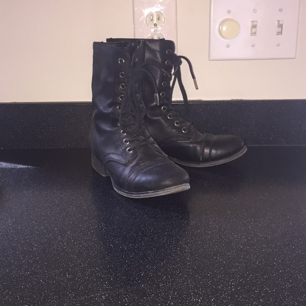Black (fake) leather combat boots with little wear